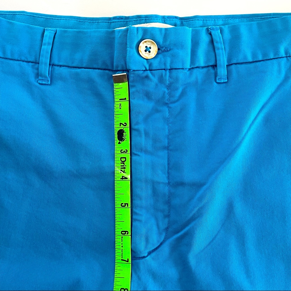 Robert Graham Shorts - Picture 15 of 15